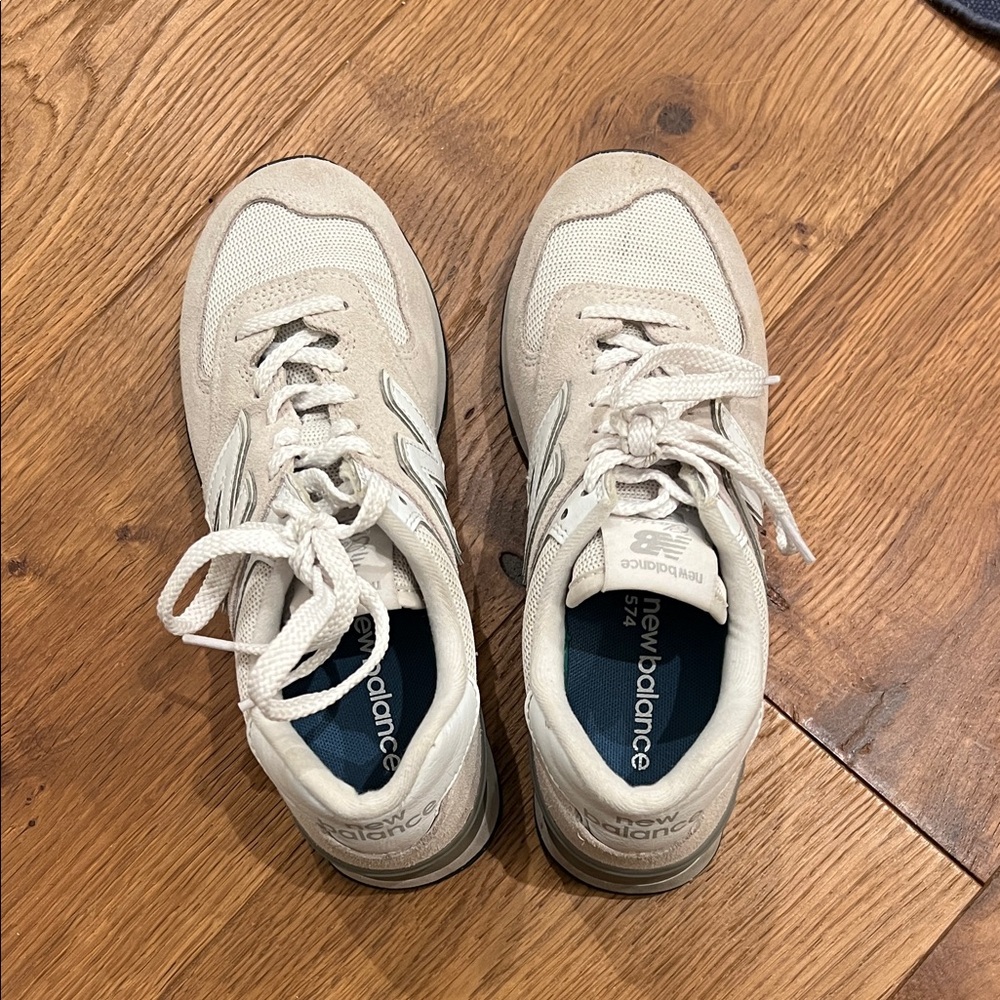 New Balance 574 Sneakers size 6.5